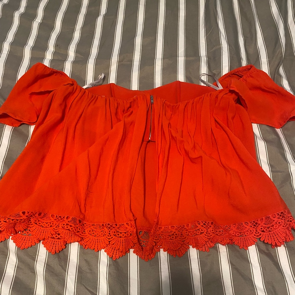 Lovers + Friends Red Off-Shoulder Blouse - Picture 6 of 7